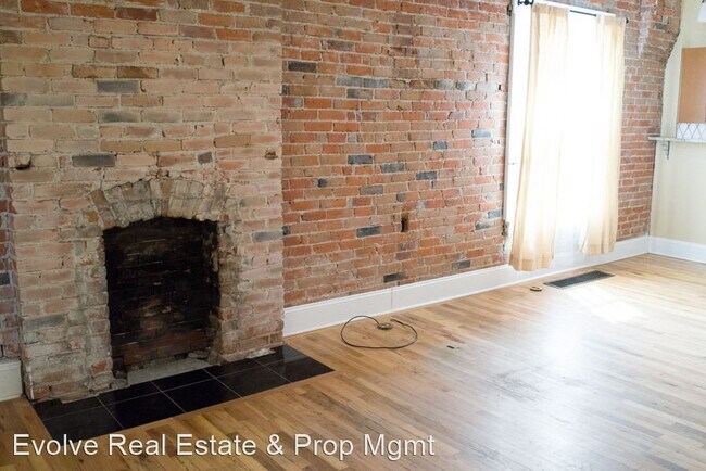 Building Photo - 2 br, 2 bath House - 3015 N Williams Street