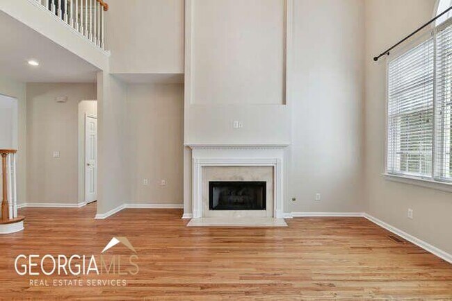 Building Photo - 330 Winherst Ln