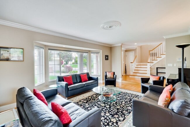 Building Photo - Remodeled 5 Bedroom Home with Heated Pool, Hillside Views, Solar, and Sunrise and Sunset Views in...