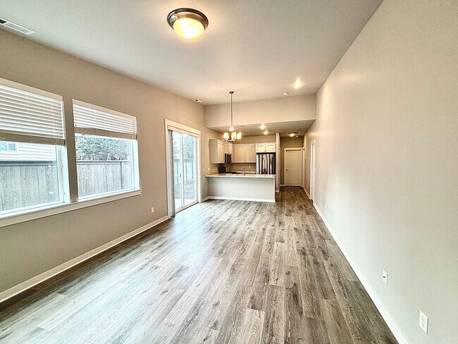 Foto del edificio - Stunning Townhome in Bend!