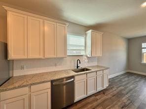 Building Photo - 910 Emerson Dr