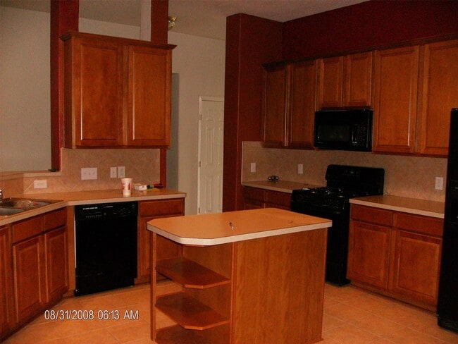 Foto del edificio - 17202 Timber Cliff Ct