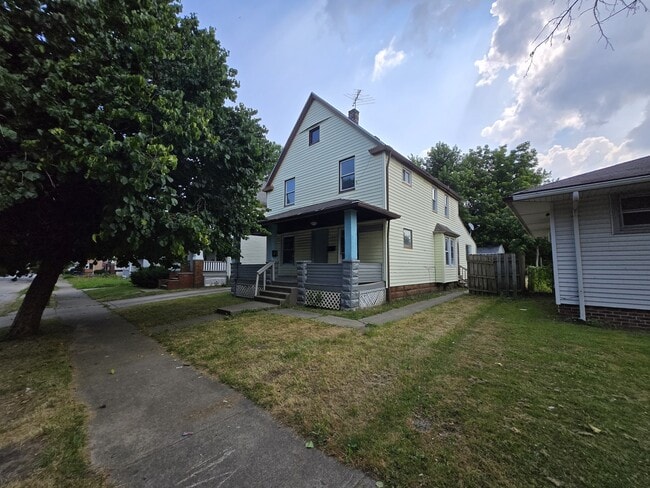 Building Photo - 3441 W 56th St