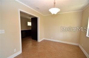 Building Photo - 105 N Sunland Dr
