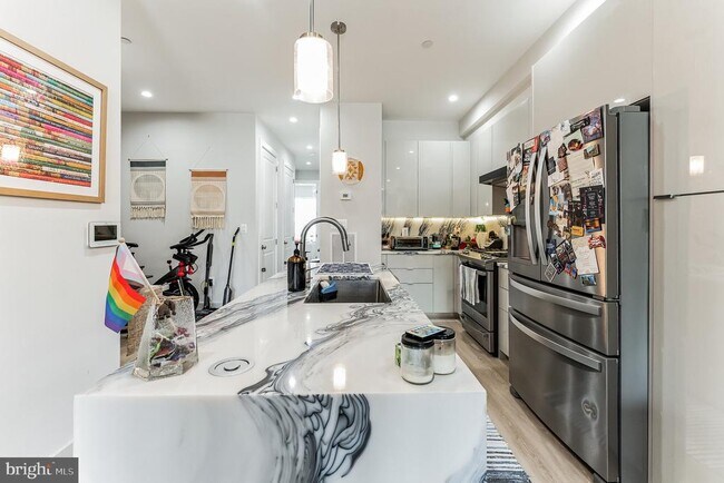 Foto del edificio - 3523 14th St NW