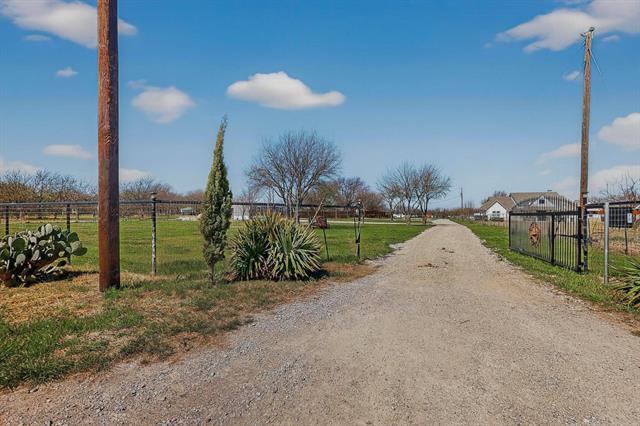 Building Photo - 16731 Flow Rd