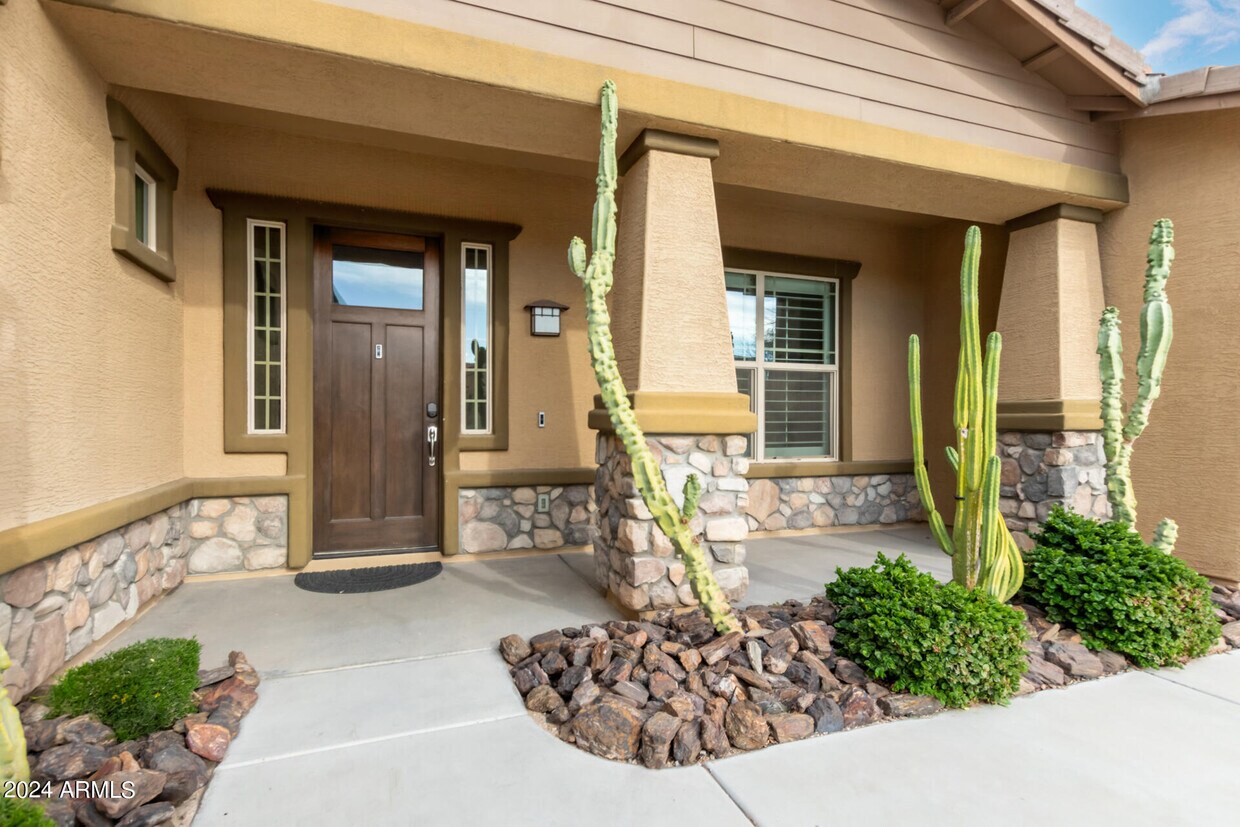 Primary Photo - 12799 S 183rd Dr