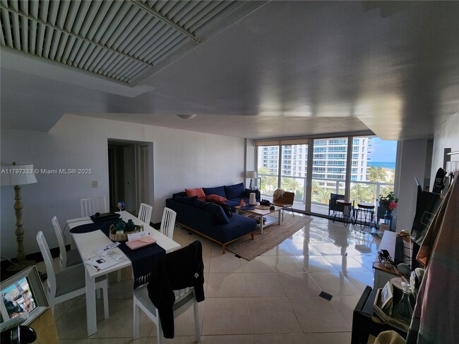 Building Photo - 5900 Collins Ave