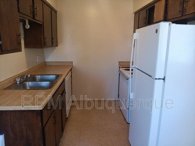 Foto del edificio - 304 Dunes Pl SE