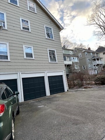 Foto del edificio - 67 Trowbridge Ave