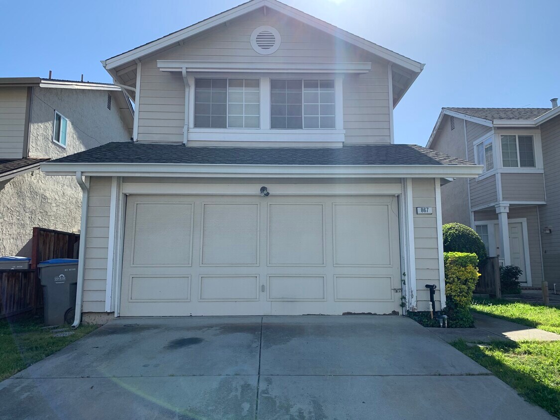 Foto principal - 867 Salt Lake Dr