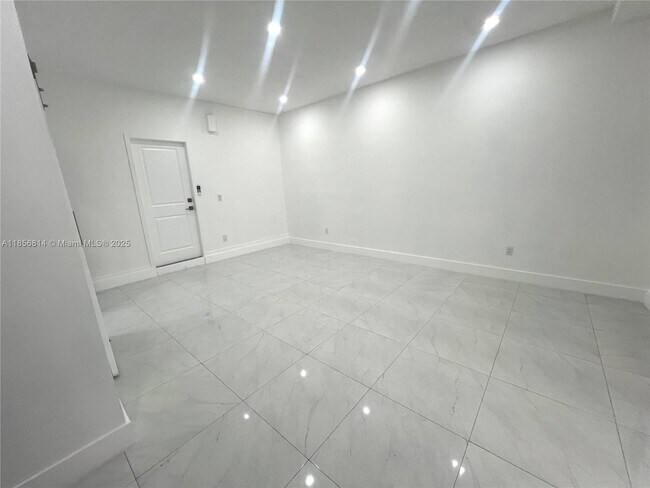 Foto del edificio - 24424 SW 118 Ct