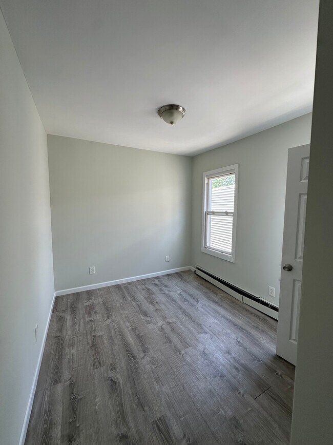 2nd Bedroom - 639 S 10th St