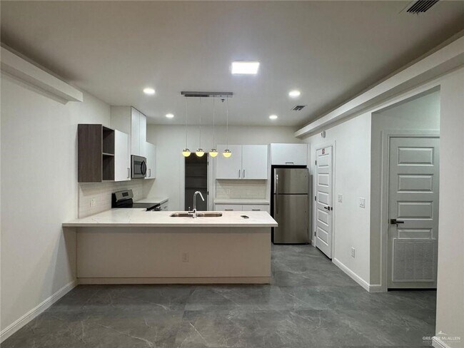 Foto del edificio - 13 Yuma Ave