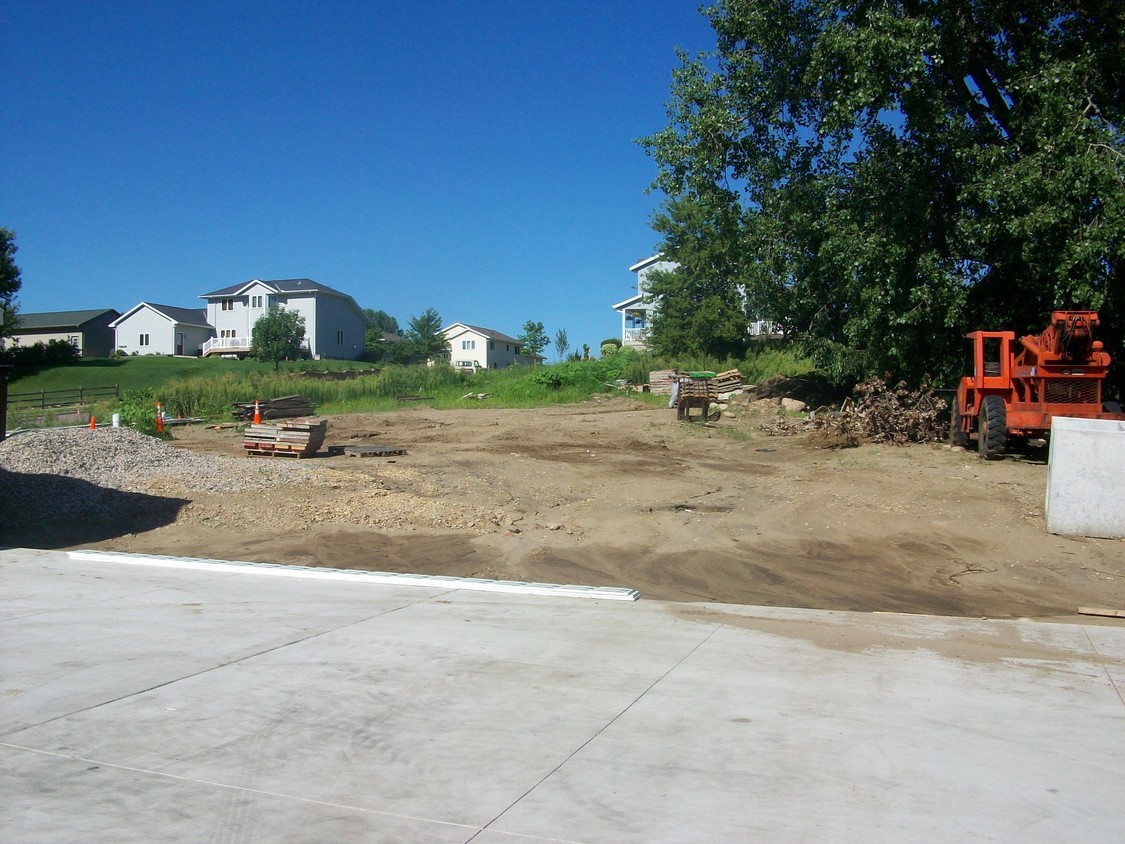Foto del edificio - Bunker Lane Townhomes
