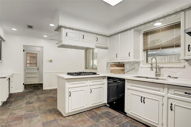 Building Photo - 5735 Wigton Dr
