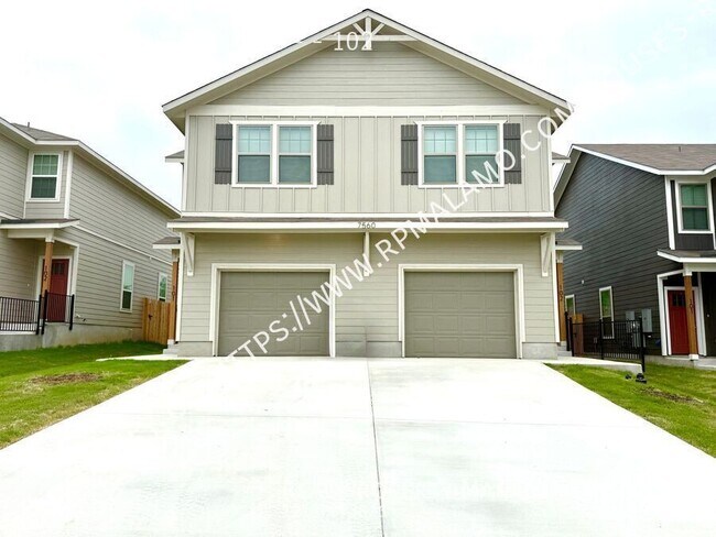 Foto del edificio - 7560 Briarwood Pass Pass