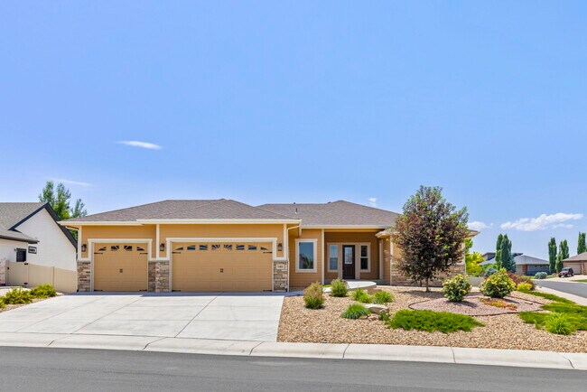 Foto del edificio - 7401 Turnbull Ct