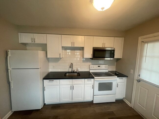 Granite Counters - 2188 Michigan