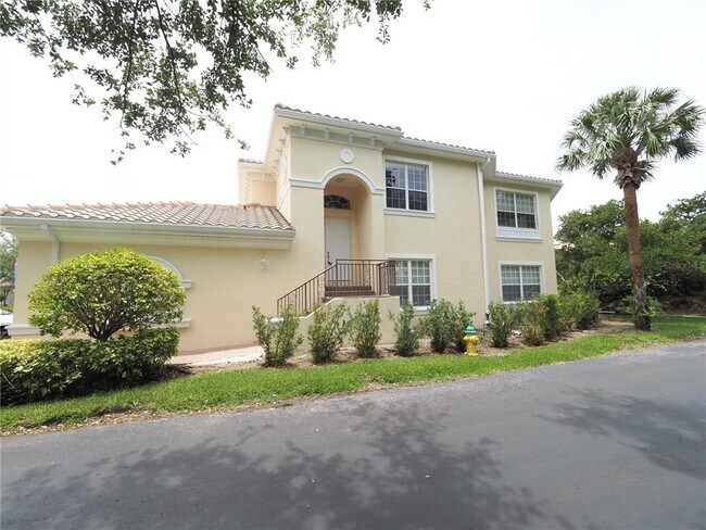 Building Photo - 408 Triano Cir