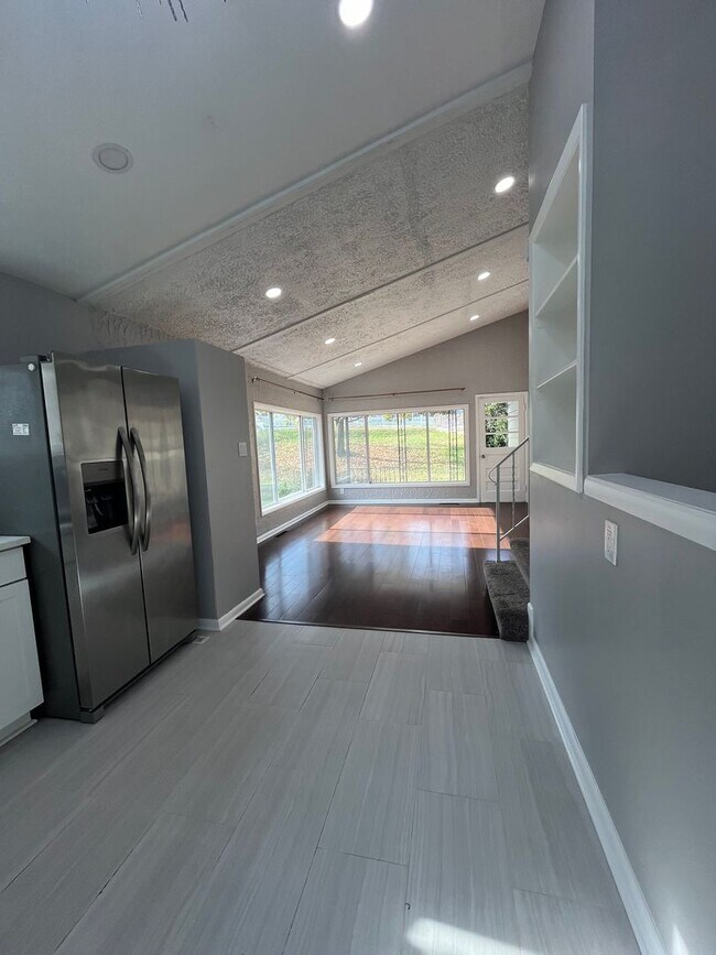 Foto del edificio - Bright 3 BR/2 BA Single-Family Home in Gle...