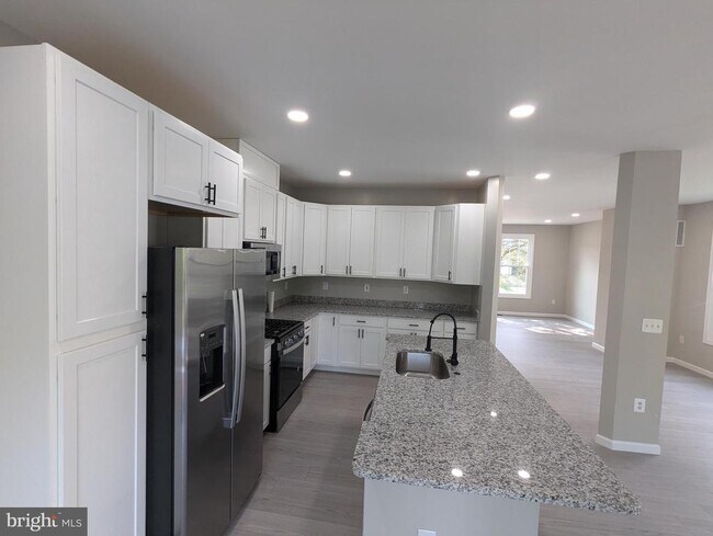 Building Photo - 17415 Denali Pl