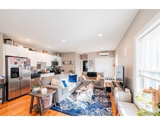 Foto del edificio - 341 Gallivan Blvd