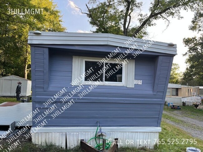 Building Photo - 109 Firefly Ln