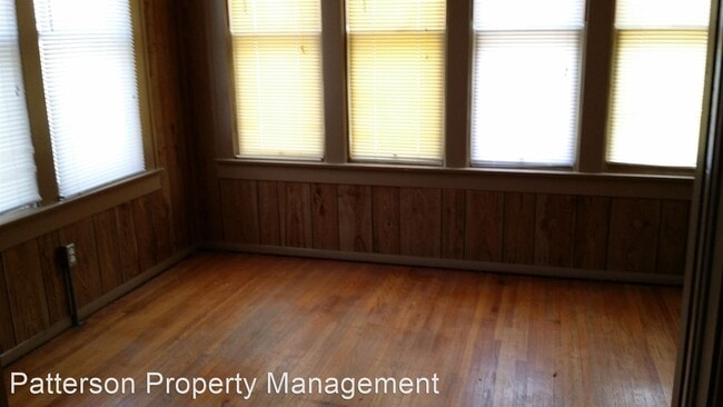 Building Photo - 3 br, 1 bath House - 218 E Ashley