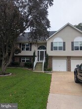 Building Photo - 920 Blair Ct