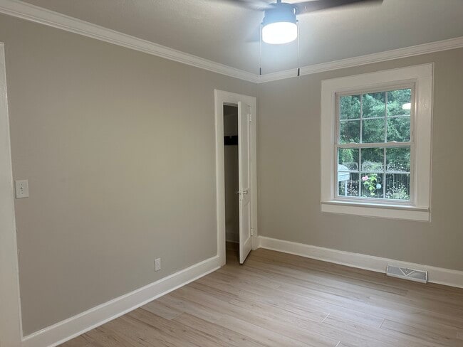 Photo - 10 W Wilburn Ave (Greenville, SC) House