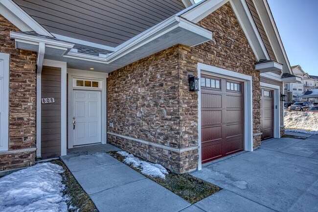 Foto del edificio - 608 Aldrich Ave