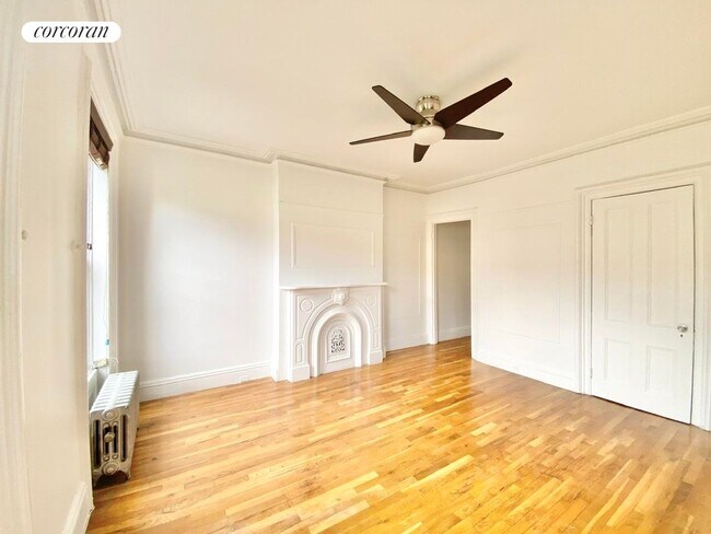 Building Photo - 21 Decatur St