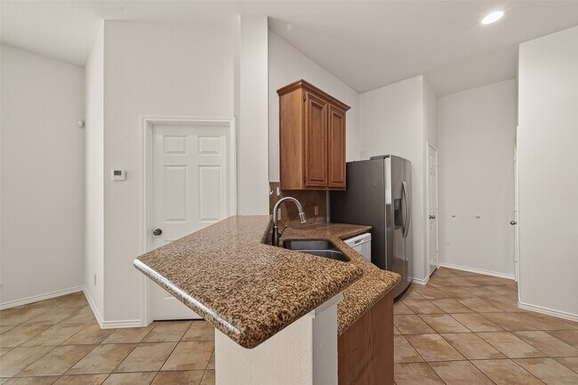 Foto del edificio - 14927 Tuttle Point Dr