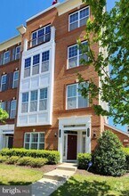 Building Photo - 23552 Hopewell Manor Terrace