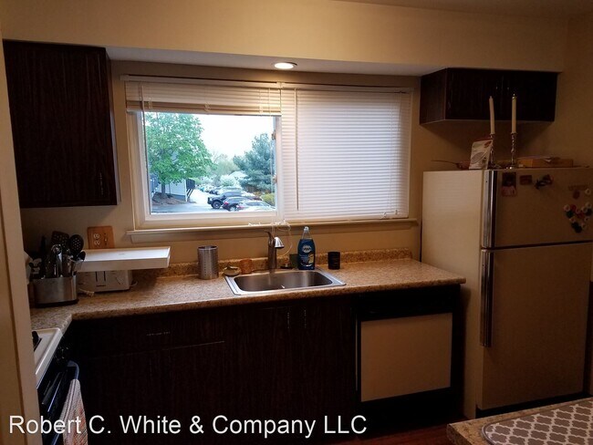 Building Photo - 2 br, 1 bath House - 35 Glenview Drive