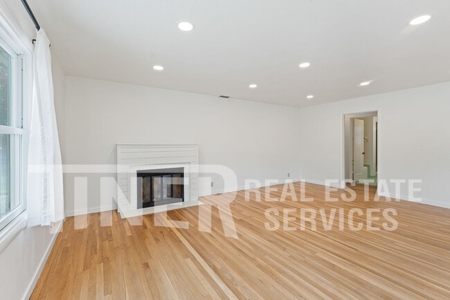 Building Photo - 3726 58th St