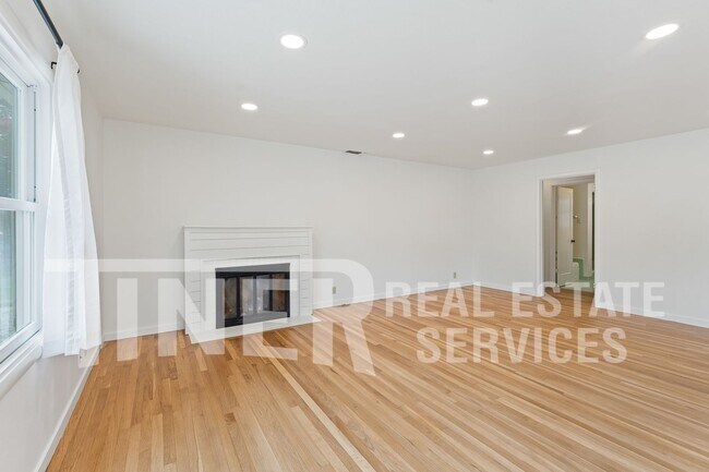 Foto del edificio - 3726 58th St