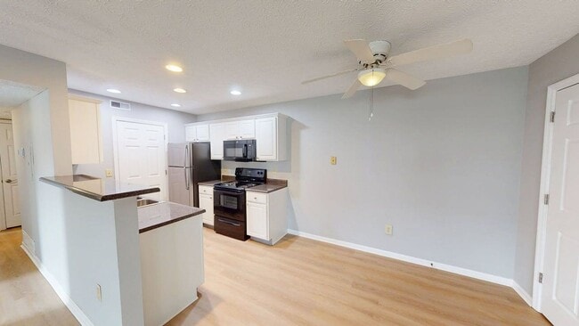 Building Photo - 5347 Cypress Chase