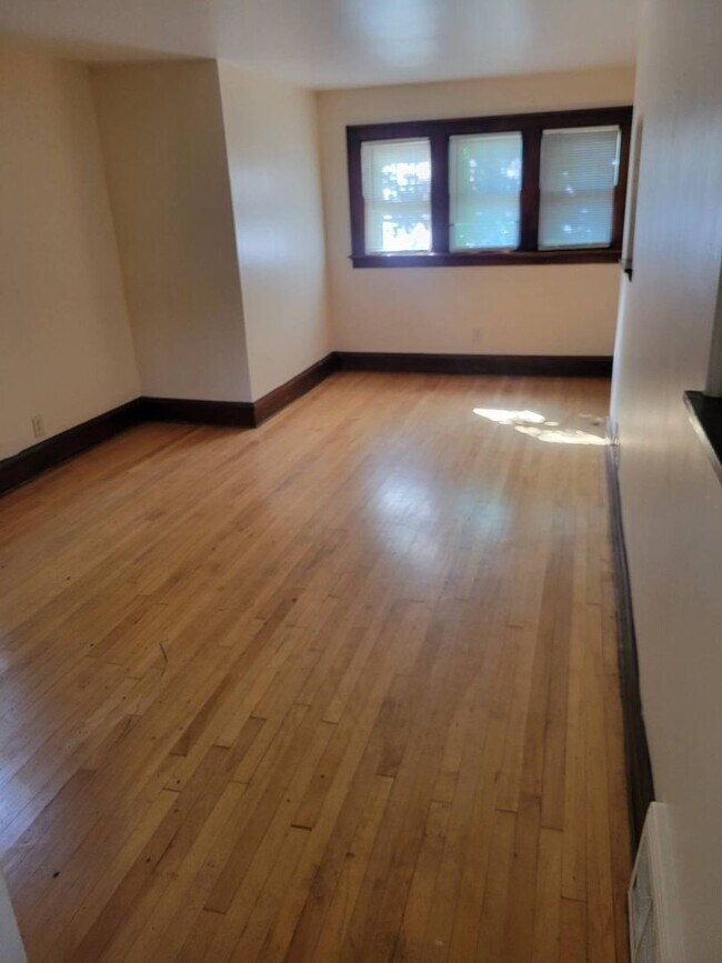 Foto del edificio - 2808N45thM