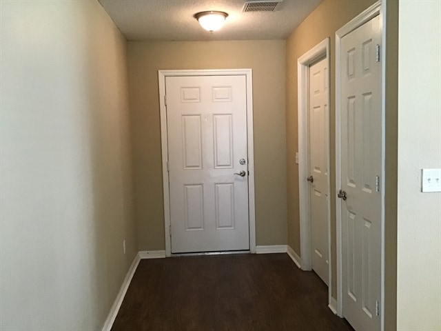 Building Photo - 15601 Sarcee Ct