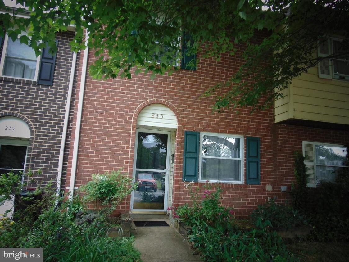 233 Foster Knoll Dr, Joppatowne, MD 21085 Townhouse for Rent in