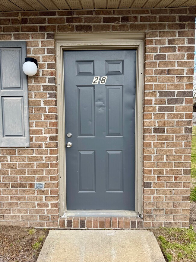 Building Photo - 712 Patton Cir