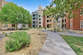 Building Photo - 56 E Serene Ave