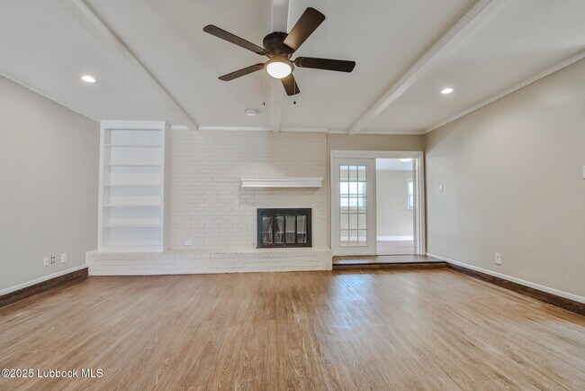 Foto del edificio - 5720 3rd St