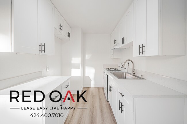 Building Photo - 7119 E Gage Ave