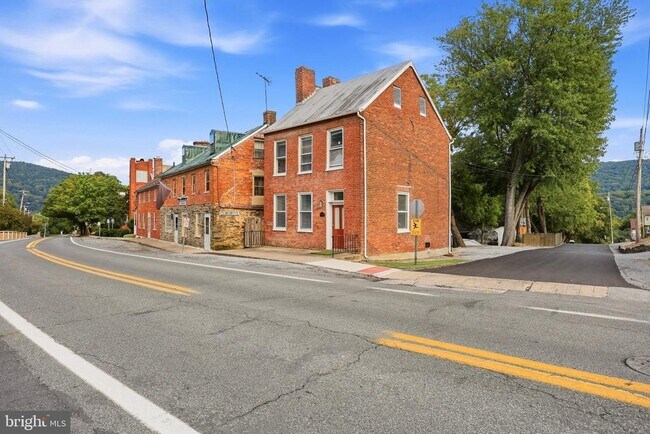 Foto del edificio - 1245 W Washington St