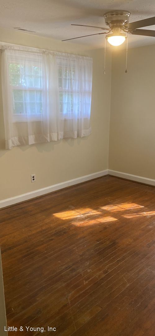 Building Photo - 2 br, 1 bath House - 455 McBain Drive