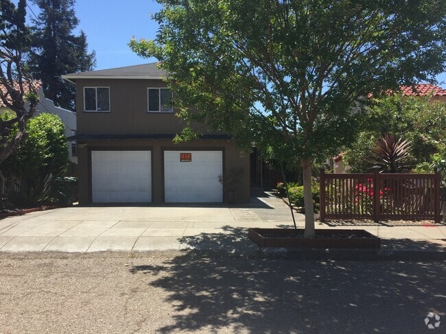 Building Photo - 6117 Monadnock Way