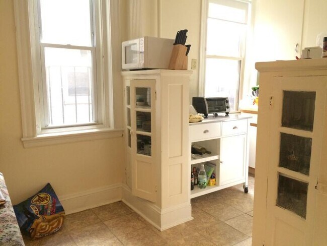 Building Photo - 1 bedroom in Cambridge MA 02138